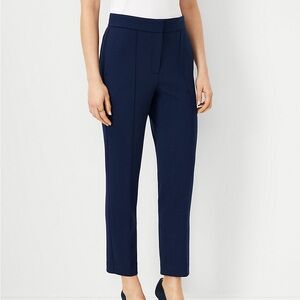 Ann Taylor - The Ankle Pant in Scuba Double Knit